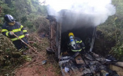 Bombeiros combateram o fogo na zona rural de Araguatins 