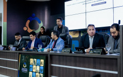 Dois projetos de autoria do presidente da Câmara, Max Fleury, foram aprovados. Um deles estabelece diretrizes para o combate ao preconceito e à discriminação relacionados à saúde mental em Araguaína.