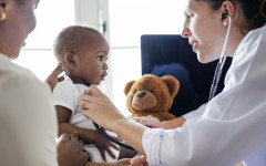 Baixa distribuição de pediatras no Tocantins compromete o atendimento infantil e sobrecarrega hospitais como o HGP, em Palmas.