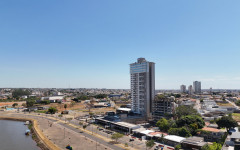 Ainda este ano, o grupo investidor araguainense anunciará o lançamento dos condomínios verticais Vértice e Flor de Lins, que inaugurarão novos segmentos imobiliários que fortalecerão a posição de Araguaína como referência no mercado.