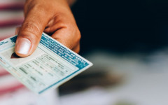 Governo propõe redução de até 80% no custo da CNH para ampliar acesso e democratizar habilitação no Brasil.