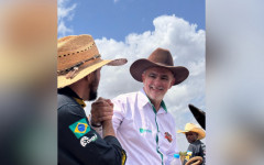Amélio prestigiou mais uma edição da Cavalgada da Independência em São Miguel do Tocantins. 