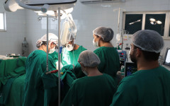 Em ação: equipe cirúrgica do HMA