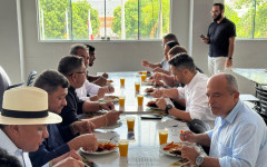 A agenda foi acompanhada por diversos parlamentares: Vilarindo do Eucalipto, Israel da Terezona, Wilson Carvalho, Renatinho, Flávio Cabanhas, Luciano Santana, Kakazinho e o líder do prefeito na Câmara, Professor Daguia.