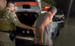  Homem foi preso em flagrante pela PM após confusão no setor Jardim Paulista, em Araguaína.
