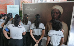 A ação propõe uma imersão sensível e histórica na realidade da escravidão no território tocantinense, por meio da trajetória de Paula, mulher negra e escravizada que conquistou sua liberdade trinta anos antes da Lei Áurea, em 1858. 