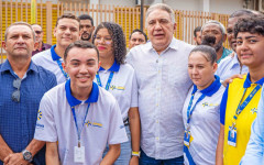  Governador do Tocantins, Laurez Moreira, lança nesta segunda-feira, 1º de dezembro, às 17 horas, no auditório do Palácio Araguaia Governador José Wilson Siqueira Campos, o novo programa de qualificação de jovens