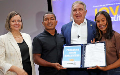  Programa de Estágio e Qualificação Profissional Jovem Qualificado é a nova iniciativa do Governo do Tocantins, que prevê a contratação de 3,5 mil adolescentes e jovens com bolsa de R$ 1.200