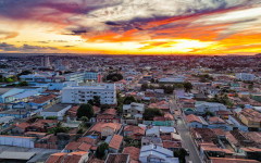 O benefício é renovado anualmente, com a apresentação do documento de forma digital, no site da Prefeitura de Araguaína