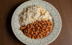 Entre outubro e novembro de 2025, o preço do arroz agulhinha caiu nas 27 cidades acompanhadas pela pesquisa 