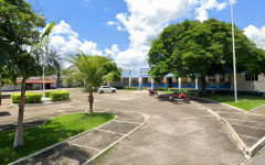 Em caso de descumprimento, foi fixada multa diária de R$ 500,00, limitada a R$ 10.000,00. A sentença é do dia 8 de outubro de 2025 e cabe recurso.