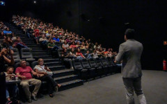 O filme foi realizado com uma equipe de quase 100 profissionais, sendo o elenco formado por cerca de 90% de artistas locais