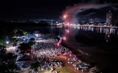 No local, foi proibida a entrada de veículos e montada uma grande estrutura de palco e iluminação, para garantir o conforto e segurança do público