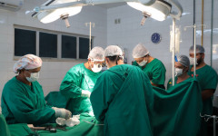  Somente em 2025, foram realizadas mais de 290 cirurgias, cerca de 2 mil internações e mais de 30 mil exames.