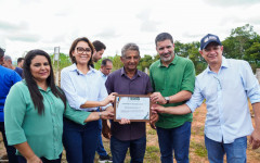 Encerramento do lixão foi marcado pelo ato simbólico de plantio de mudas nativas do Cerrado.
