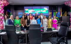 Sessão solene em homenagem ao Dia da Mulher na Câmara de Araguaína contou com café da manhã e autoridades.