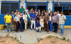 Prefeito Kasarin durante anúncio de renúncia para concorrer a uma vaga na Aleto; gestão deixou R$ 50 milhões em caixa