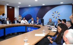  Governador Wanderlei Barbosa concede coletiva no Palácio Araguaia, acompanhado de secretários e equipe técnica, para esclarecer impactos de medidas da Aleto