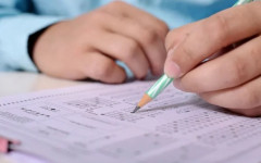 Estudantes devem portar documento de identidade e caneta de tinta preta com corpo transparente no dia da prova