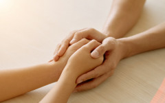 O atendimento do CEAV oferece acolhimento e orientação a vítimas e testemunhas.