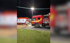 Bombeiros e Samu atenderam duas vítimas com queimaduras após explosão causada por vazamento de gás em quiosque na Via Lago
