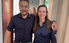 Senadora Professora Dorinha ao lado do presidente da Câmara de Araguaína, vereador Max Baroli, durante encontro que selou apoio à pré-candidatura 