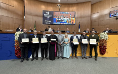 Presidente agraciou personalidades que contribuem para o fortalecimento da Igreja Católica
