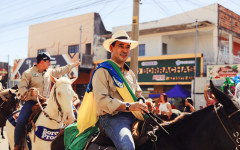  Pré-candidato ao governo Vicentinho Júnior (PSDB) durante a 36ª Cavalgada de Araguaína 