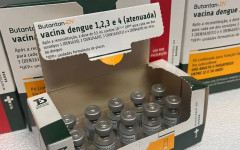 A suspensão vale apenas para a vacina produzinda pelo Butantan, e não inclui o imunizante Qdenga, produzido pelo laboratório Takeda 