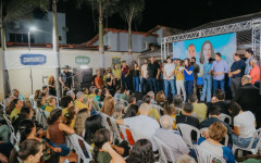 Durante evento em Paraíso do Tocantins, lideranças políticas manifestaram apoio à pré-candidatura da senadora Professora Dorinha