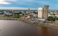 Araguaína consolidou seu crescimento econômico e urbano, tornando-se referência em desenvolvimento no Norte do país.