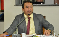Deputado Elenil da Penha, na Assembleia Legislativa
