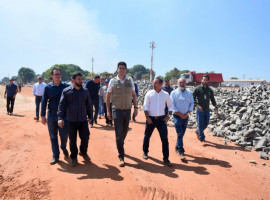 Ministro Marcelo Sampaio e prefeito Wagner Rodrigues no canteiro de obras do Aeroporto de Araguaína 