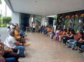 Deputado estadual e pré-candidato a prefeito de Araguaína, Jorge Frederico se reúne com lideranças em sua residência. 