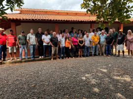 Em Luzinópolis, Cayres foi recebido pelo prefeito João Português e lideranças da região. 