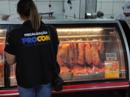 Consumidores devem ficar atentos às variações de preços e às condições de venda de carnes em Araguaína, alerta o Procon Tocantins.