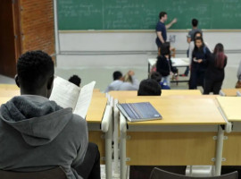 A iniciativa é parte do Programa de Pós-Graduação Stricto Sensu para Qualificação de Professores da Rede Pública de Educação Básica (ProEB)