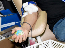 Antes de pular no carnaval, doe sangue!