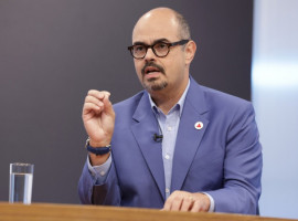 Mateus Simões durante cerimônia de posse no Plenário da Assembleia Legislativa de Minas Gerais