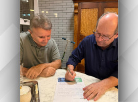 Ronaldo Dimas durante anúncio de retorno ao Podemos; ex-prefeito de Araguaína tem trajetória marcada por reestruturação urbana e investimentos em infraestrutura 