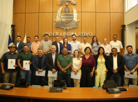 Senadora Professora Dorinha durante reunião com vereadores de Palmas, na Câmara Municipal, nesta segunda-feira (13) 