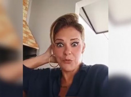 Diretora Carla Martins de Barros, da Escola Municipal de Tempo Integral Odair Lúcio, em Gurup