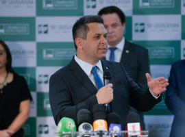 Deputado federal Tiago Dimas (Podemos-TO) durante evento de destinação de recursos para municípios tocantinenses