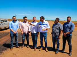 Governador Wanderlei Barbosa vistoria serviços que estão sendo executados na rodovia TO-010, principal rota alternativa utilizada após a interdição da ponte entre Tupirama e Pedro Afonso 
