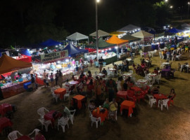 Podem participar pessoas físicas e jurídicas. 