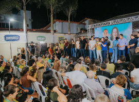 Durante evento em Paraíso do Tocantins, lideranças políticas manifestaram apoio à pré-candidatura da senadora Professora Dorinha
