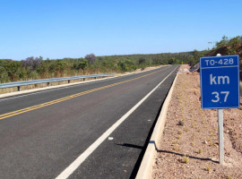 Com investimento de R$ 34,7 milhões, o Governo do Tocantins entregou as obras de pavimentação do trecho de 16,96 quilômetros da TO-428, fortalecendo a integração regional e o escoamento da produção agropecuária