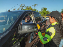 As equipes ainda alertaram sobre os riscos provocados pelo excesso de velocidade, ultrapassagens em locais proibidos, uso do celular ao volante e combinação entre álcool e direção