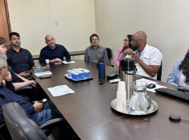 Reunião na Secad definiu as próximas etapas da seleção, com previsão de aplicação das provas ainda este ano. 