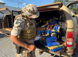Polícia Militar apreendeu cerca de 1,3 tonelada de maconha escondida em carreta que tombou na BR-010, em Goiatins